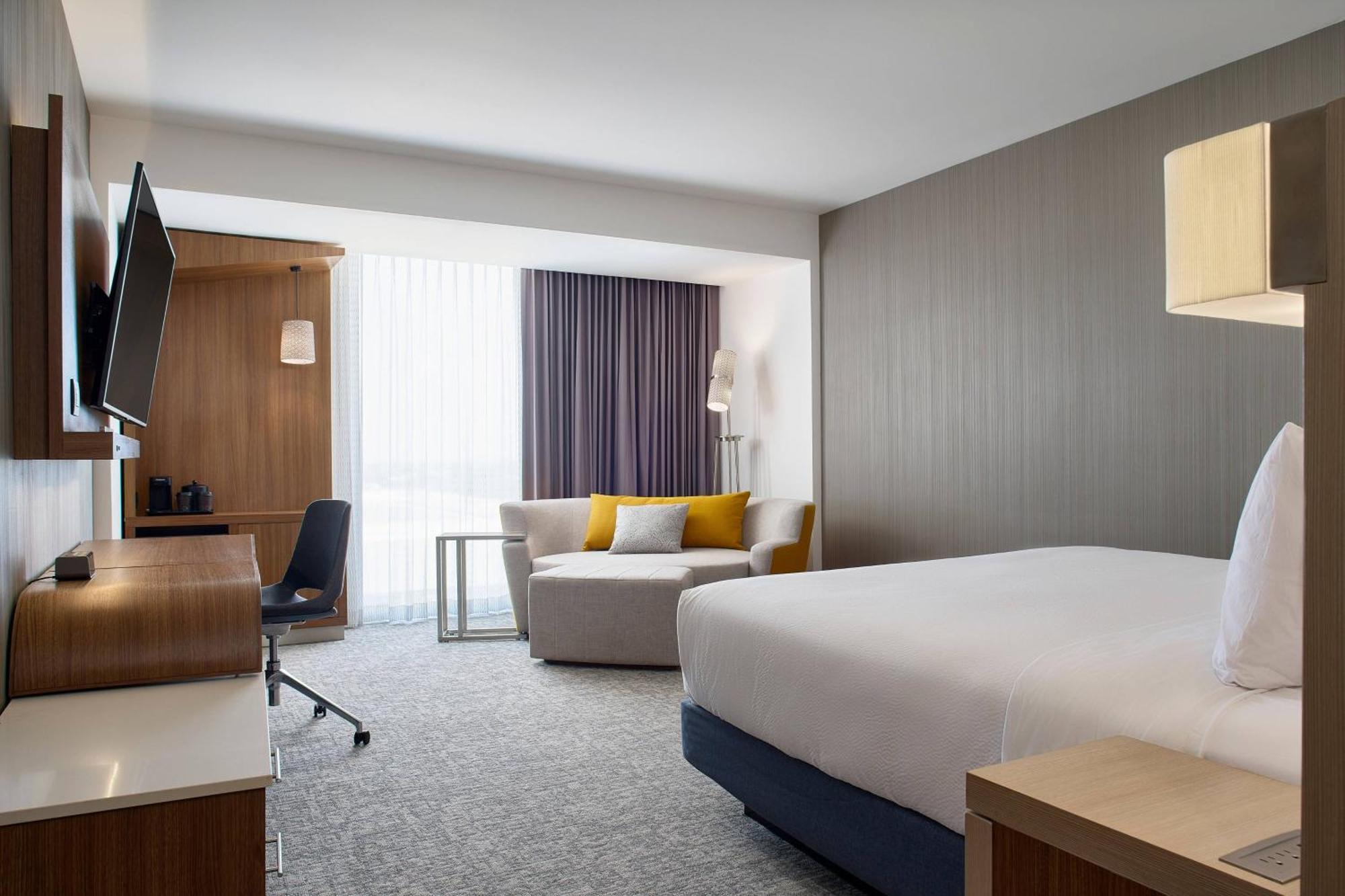 Courtyard By Marriott Merida Downtown Exterior photo